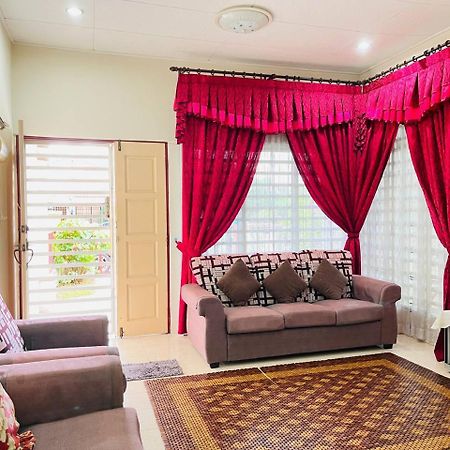 Sofea Homestay Ипох Экстерьер фото