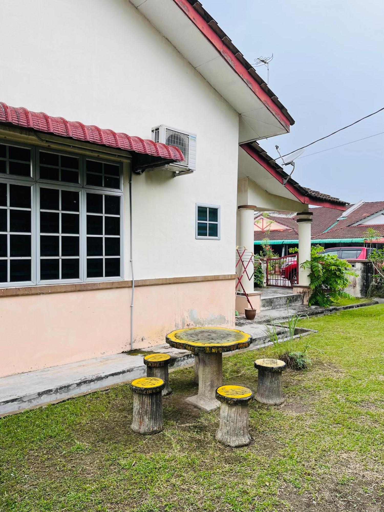Sofea Homestay Ипох Экстерьер фото